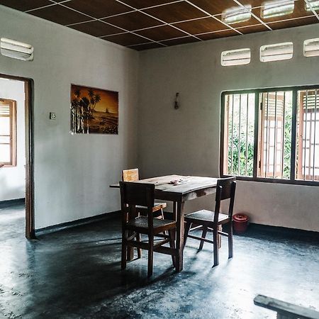 New Sam Tourist Inn Weligama Luaran gambar