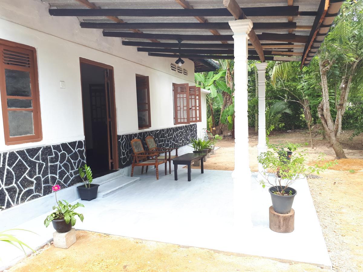 New Sam Tourist Inn Weligama Luaran gambar