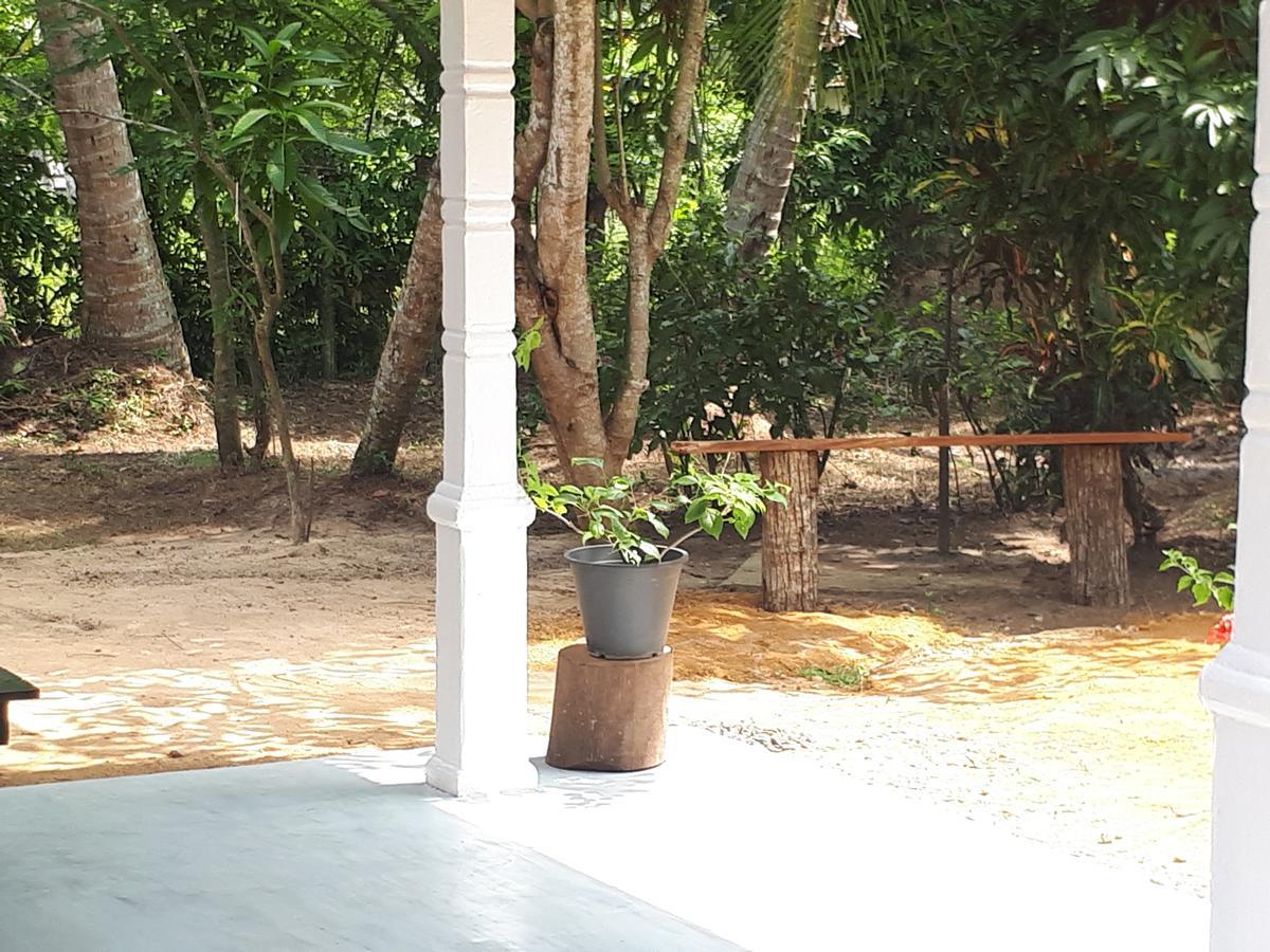 New Sam Tourist Inn Weligama Luaran gambar